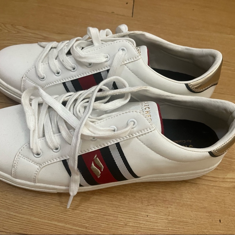 Size 10 sketchers shoes